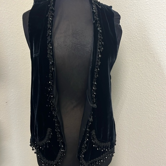 VINTAGE VEST - Picture 1 of 6